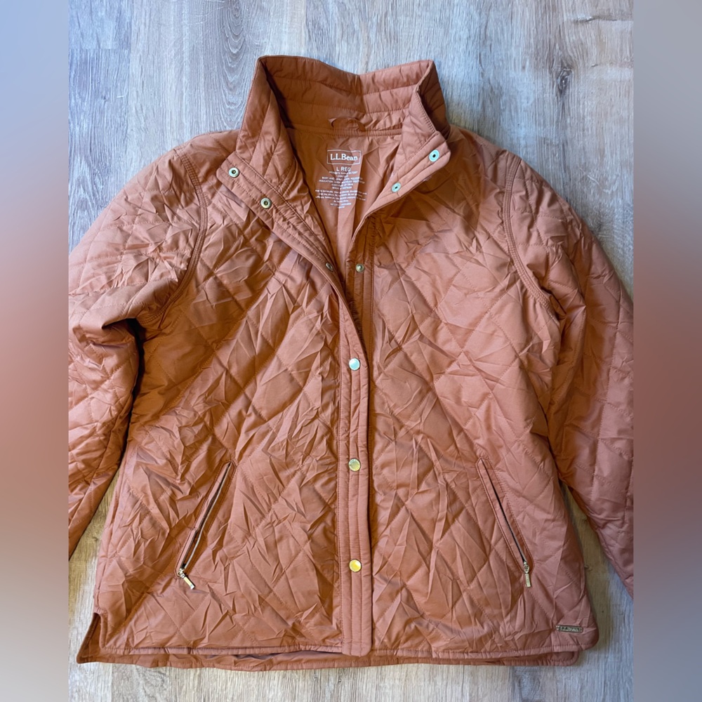 LL Bean Quilted Lightweight Jacket in Rust - Picture 3 of 11